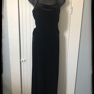 📣SOLD Ann Taylor Black Velvet Maxi Skirt & Tank Set XS 4